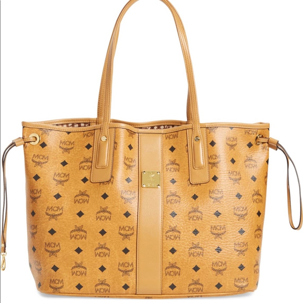 MCM Medium Liz Reversible Bag
